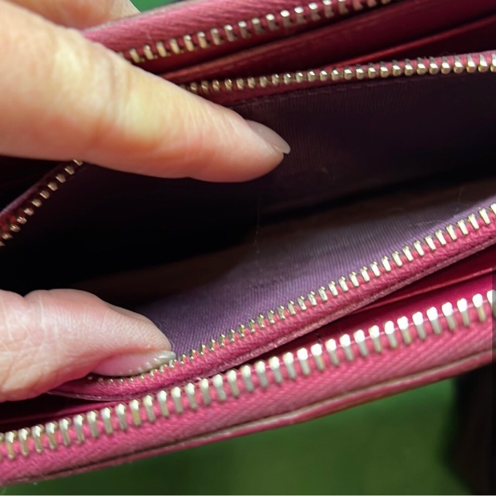 Miu Miu Dalia Patent Wallet With Box & Authentica… - image 4